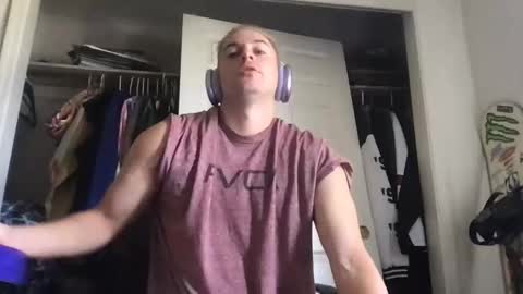 natetheexplorer online show from May 20, 2026, 5:19 pm