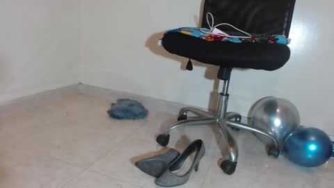 nath_dawson online show from September 13, 2025, 3:01 pm