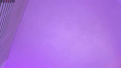 nathaly sky online show from October 15, 2025, 9:31 am