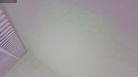 nathaly sky online show from October 22, 2025, 9:31 am