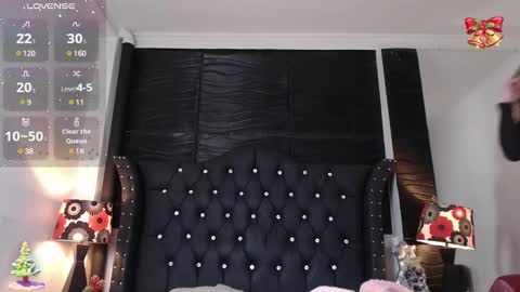 Snapshot of nathaliaz_ chatting on December 27, 2024, 12:01 pm nathaliaz online show from December 27, 2024, 12:01 pm