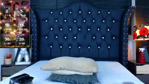 Snapshot of nathaliaz_ chatting on October 7, 2025, 12:13 pm nathaliaz online show from October 7, 2025, 12:13 pm