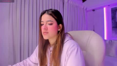 NATHALIE online show from December 22, 2025, 11:18 am