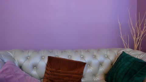 nathalie rossel online show from November 28, 2025, 8:39 am