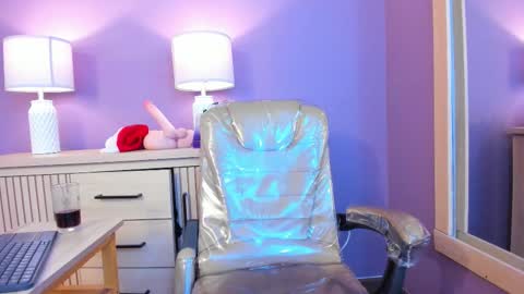 nathalie rossel online show from December 19, 2025, 6:04 pm