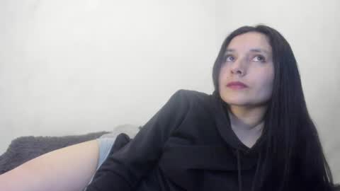 Nathaly online show from September 22, 2025, 7:49 pm