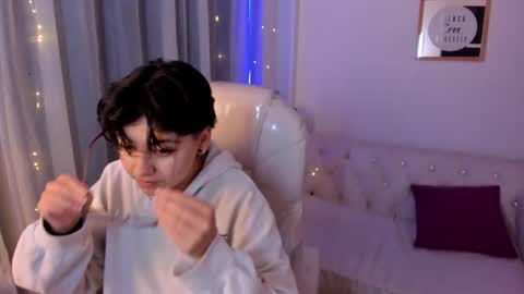 nathalyy_ds online show from October 7, 2025, 3:14 am