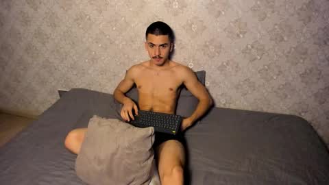 Snapshot of nathan_baker__ chatting on November 30, 2025, 7:18 pm nathan_baker__ online show from November 30, 2025, 7:18 pm