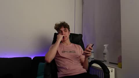 NATHAN RUSU online show from November 15, 2025, 9:32 pm