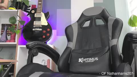 Nathan Harris online show from February 8, 2025, 8:21 pm