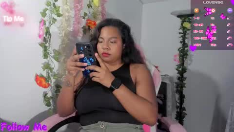 Snapshot of nathasha_jhonsom_ chatting on June 19, 2026, 2:05 am Naty online show from June 19, 2026, 2:05 am