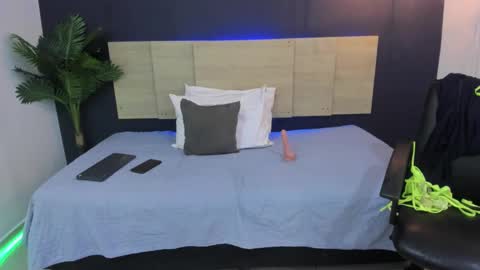 nathy_ross online show from February 27, 2025, 8:20 pm