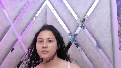 nati_fresh online show from September 19, 2025, 8:09 pm