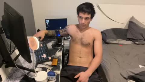 native_boy2 online show from May 16, 2026, 5:37 am