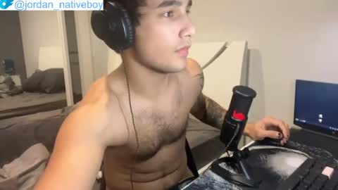native_boy2 online show from May 17, 2026, 3:30 pm