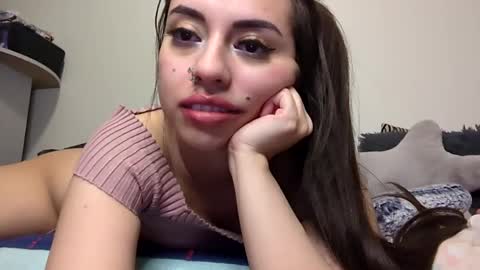 Snapshot of natty_astrid chatting on January 27, 2025, 12:26 pm Natalia online show from January 27, 2025, 12:26 pm