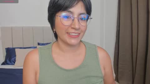 Snapshot of natty_bush chatting on February 2, 2026, 7:12 pm Nathalie online show from February 2, 2026, 7:12 pm