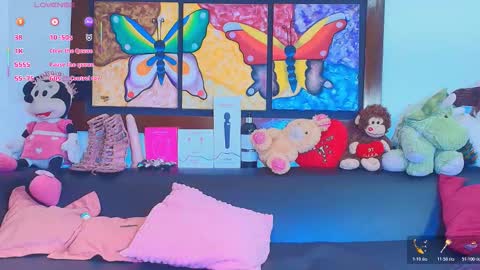 NATALY.. online show from December 5, 2025, 8:49 pm