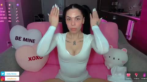 NATTY FIERROS online show from January 23, 2025, 10:43 am