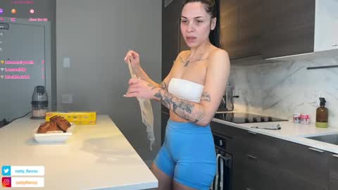 NATTY FIERROS online show from February 5, 2025, 11:17 pm