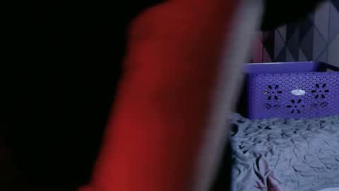 Snapshot of naturaltitss_ chatting on October 23, 2025, 7:23 pm Gwen online show from October 23, 2025, 7:23 pm