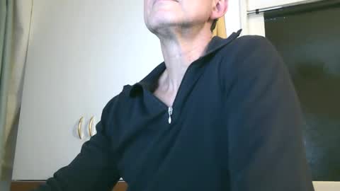 naturista25 online show from October 24, 2025, 5:53 pm