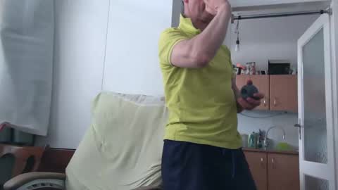 naturista25 online show from May 31, 2026, 12:56 pm