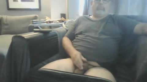 Snapshot of naturistmale45 chatting on September 28, 2025, 3:17 pm naturistmale45 online show from September 28, 2025, 3:17 pm