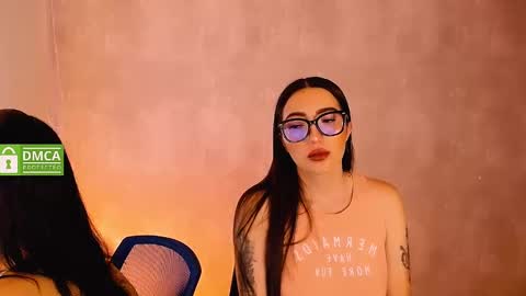 Snapshot of natval_ chatting on December 11, 2024, 10:58 am Natalia  Valeria online show from December 11, 2024, 10:58 am