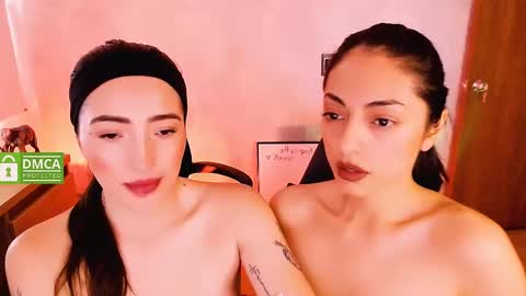 Snapshot of natval_ chatting on December 14, 2024, 2:21 pm Natalia  Valeria online show from December 14, 2024, 2:21 pm