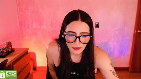 Snapshot of natval_ chatting on December 19, 2024, 10:56 am Natalia  Valeria online show from December 19, 2024, 10:56 am