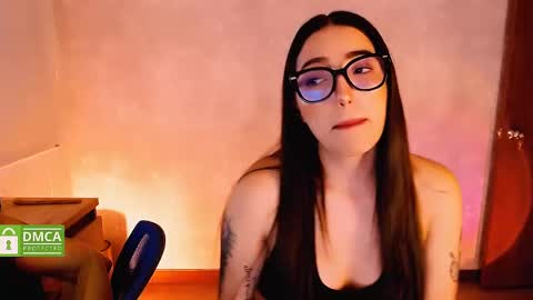 Snapshot of natval_ chatting on February 6, 2025, 11:32 am Natalia  Valeria online show from February 6, 2025, 11:32 am