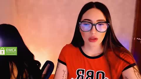 Snapshot of natval_ chatting on February 12, 2025, 10:03 am Natalia  Valeria online show from February 12, 2025, 10:03 am