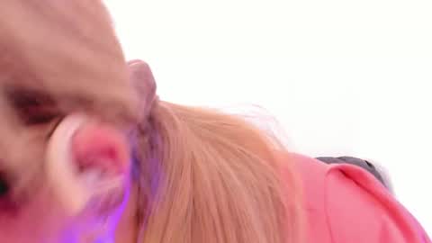 Nataly online show from November 4, 2025, 10:25 am