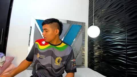 Naty-Maxx online show from January 14, 2026, 11:27 am