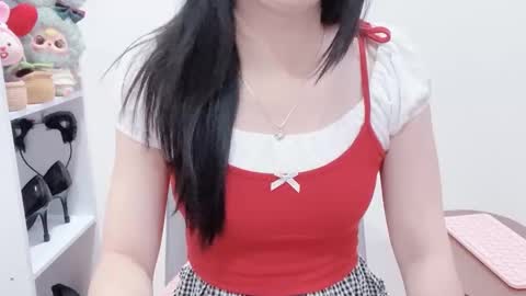 Snapshot of natycutiegirl chatting on November 25, 2025, 2:22 am Kiki online show from November 25, 2025, 2:22 am