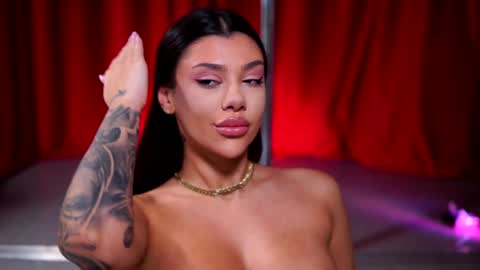 Snapshot of natydesiree chatting on January 12, 2025, 1:32 am Naty online show from January 12, 2025, 1:32 am