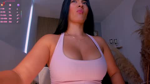 Naty Ferrer online show from September 24, 2025, 9:29 pm
