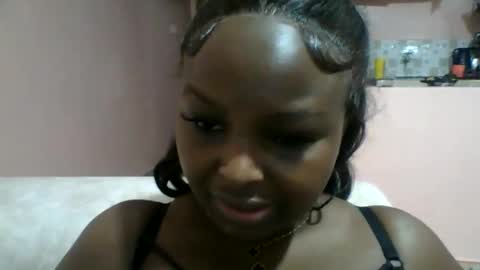naughti_garlie online show from June 8, 2026, 7:03 pm