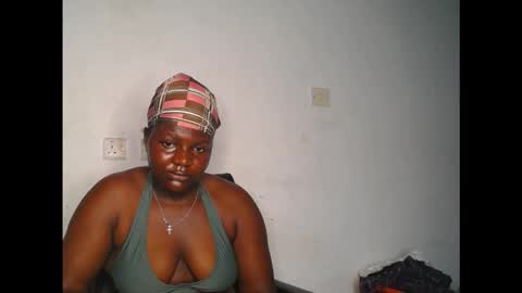 Snapshot of naughty_cunt0 chatting on October 22, 2025, 7:19 am Amara online show from October 22, 2025, 7:19 am