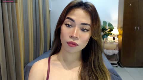 Snapshot of naughty_dreamerxxx chatting on January 18, 2025, 11:00 am Queen Jess online show from January 18, 2025, 11:00 am