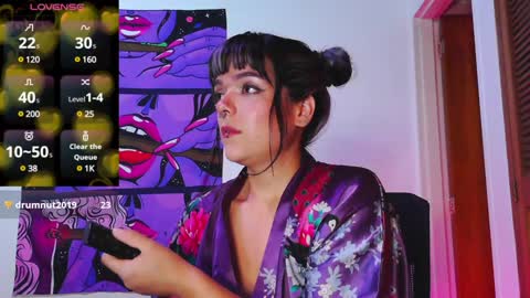 Em  please help me reach 100 thumbs up 3 online show from December 5, 2024, 6:32 am