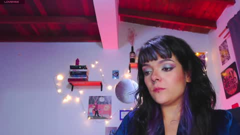 Em  please help me reach 100 thumbs up 3 online show from January 18, 2025, 1:30 am