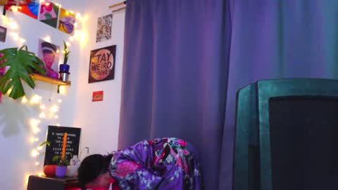 Em  please help me reach 100 thumbs up 3 online show from January 21, 2025, 7:15 am