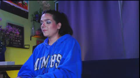 Snapshot of naughty_em_17 chatting on March 27, 2026, 4:51 am Em please help me reach 100 thumbs up 3 online show from March 27, 2026, 4:51 am