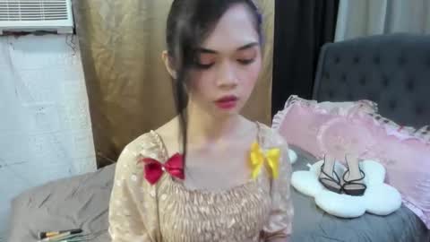 emma online show from November 9, 2025, 4:49 pm