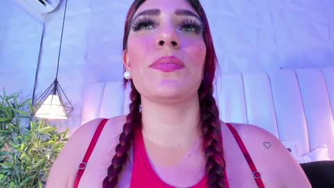 Flor online show from December 5, 2024, 11:07 pm