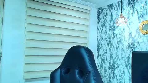 Kitten online show from February 25, 2025, 11:30 am