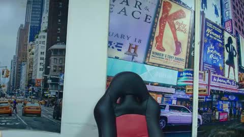 Kitten online show from September 12, 2025, 11:32 am