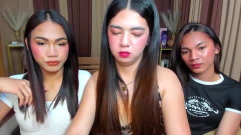 LEIGH online show from April 11, 2026, 8:40 am